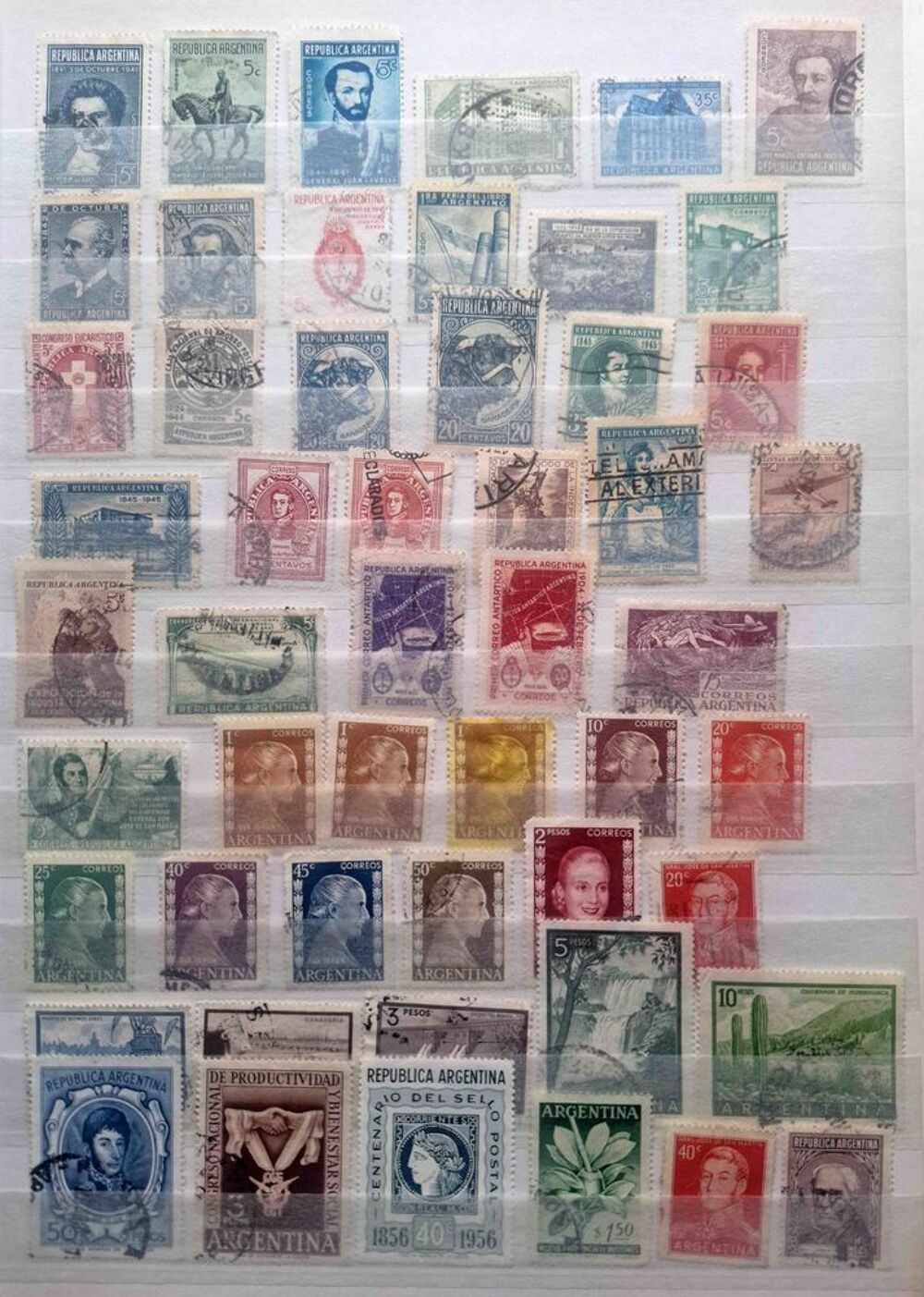 S&eacute;rie de timbres de collection d'Argentine 