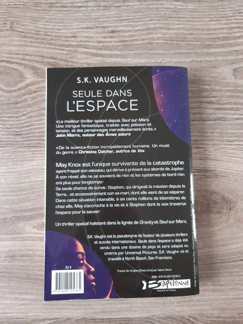 Seule dans l'espace de S.K. Vaughn Livres et BD