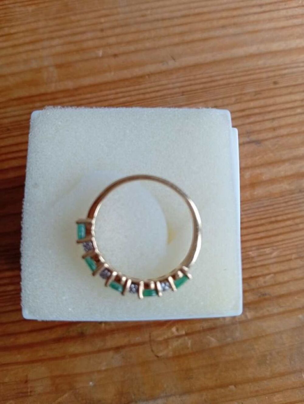 Demi-alliance OR, &eacute;meraudes, diamants T. 56 (18,1 mm) Bijoux et montres