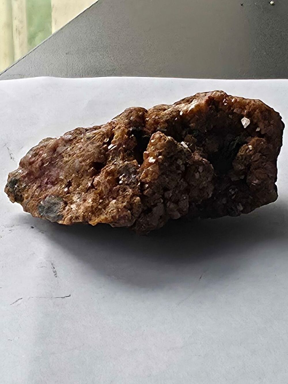 Min&eacute;ral Rare : C&eacute;rusite Scintillante du Katanga(RDC)-84g 