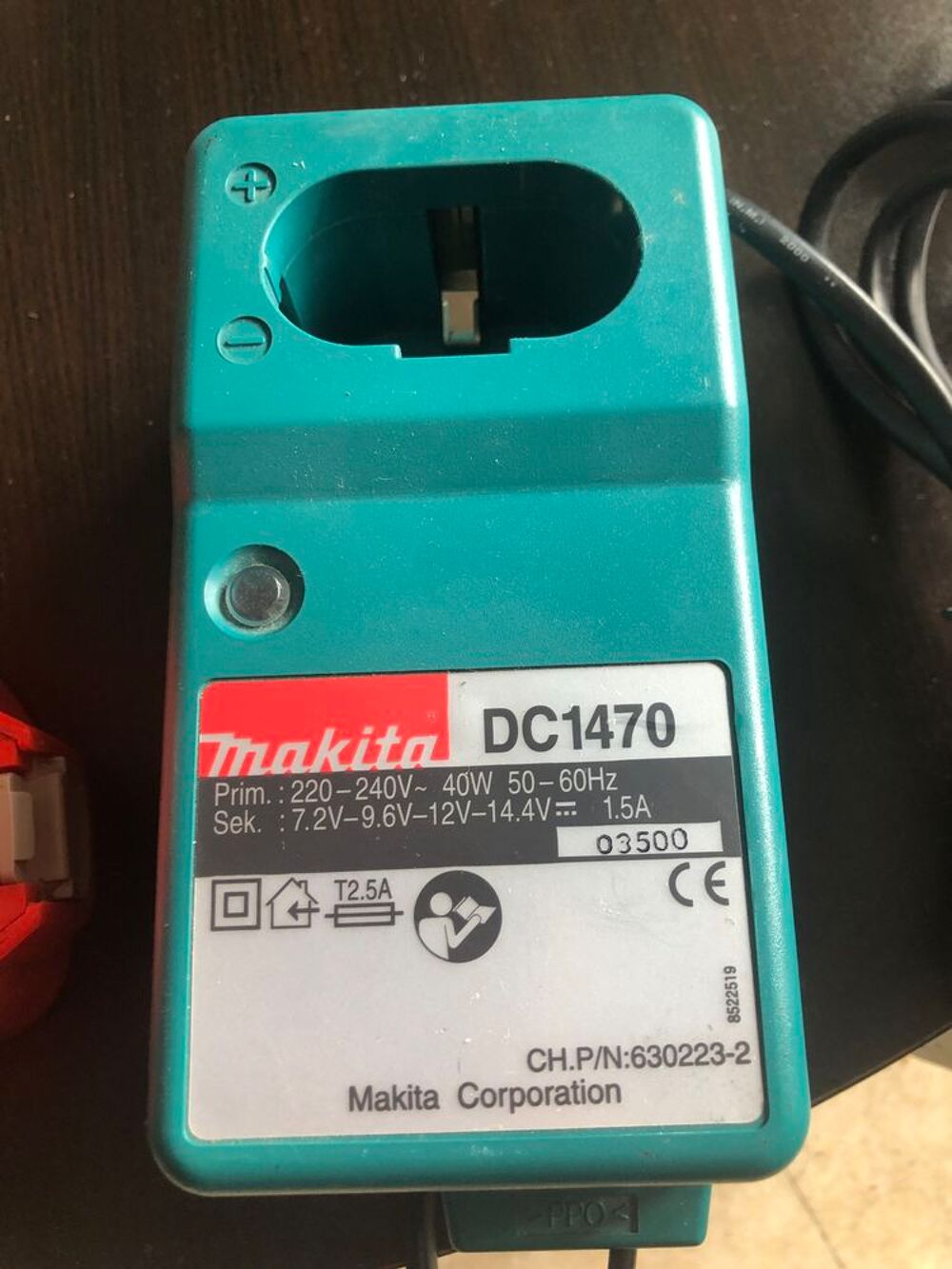 chargeur avec batterie makita r&eacute;f 1470 Bricolage