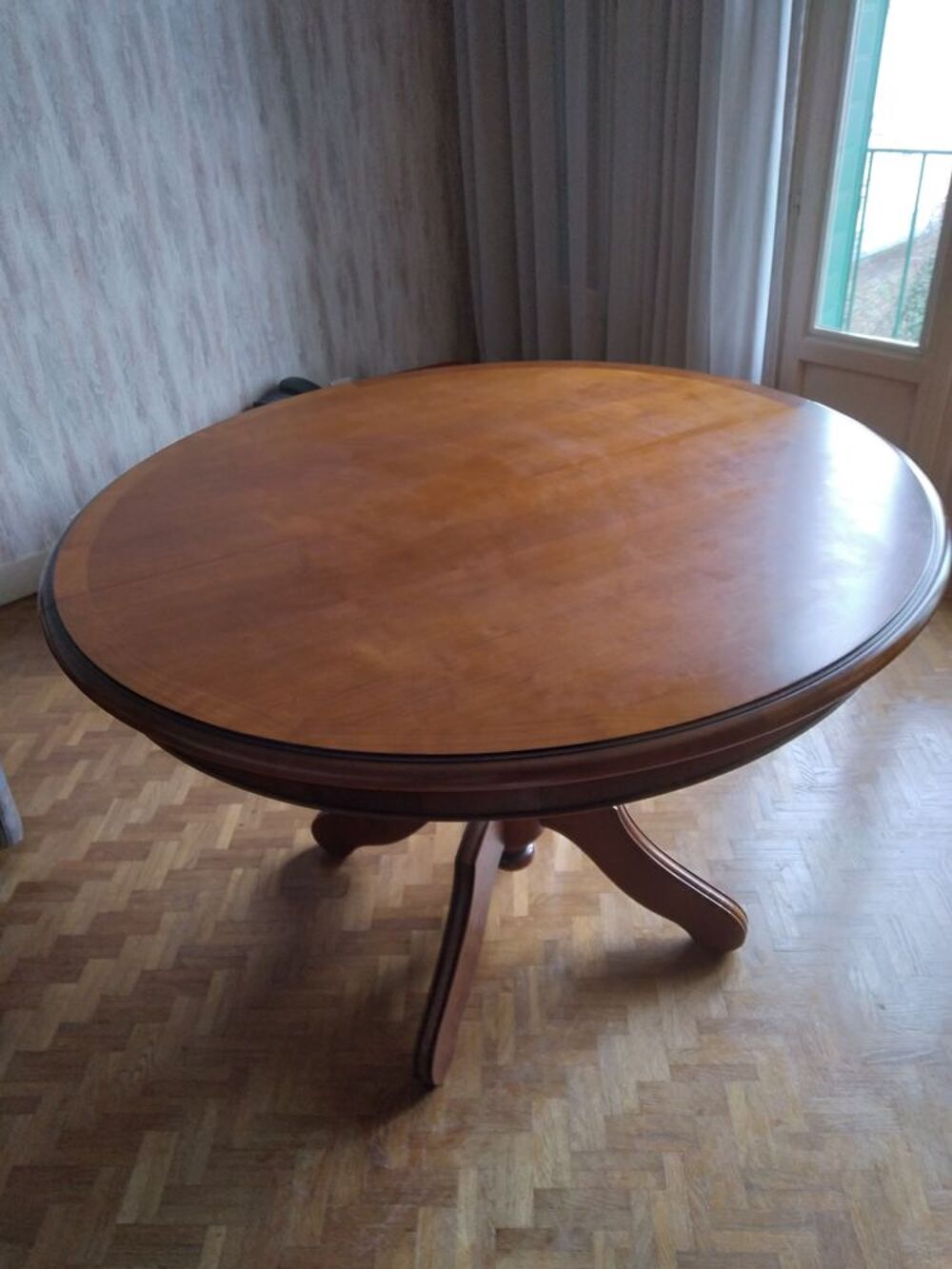 Table de salle &agrave; manger Meubles