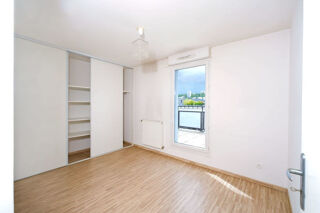  Appartement  vendre 5 pices 107 m