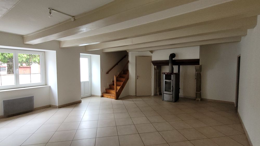 Vente Maison Maison 151 m² - Montboissier - Brousse 63490 Brousse