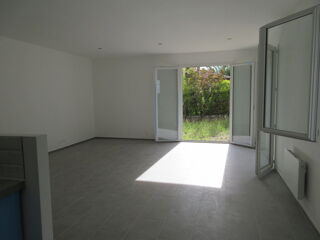  Villa à louer 4 pièces 87 m²