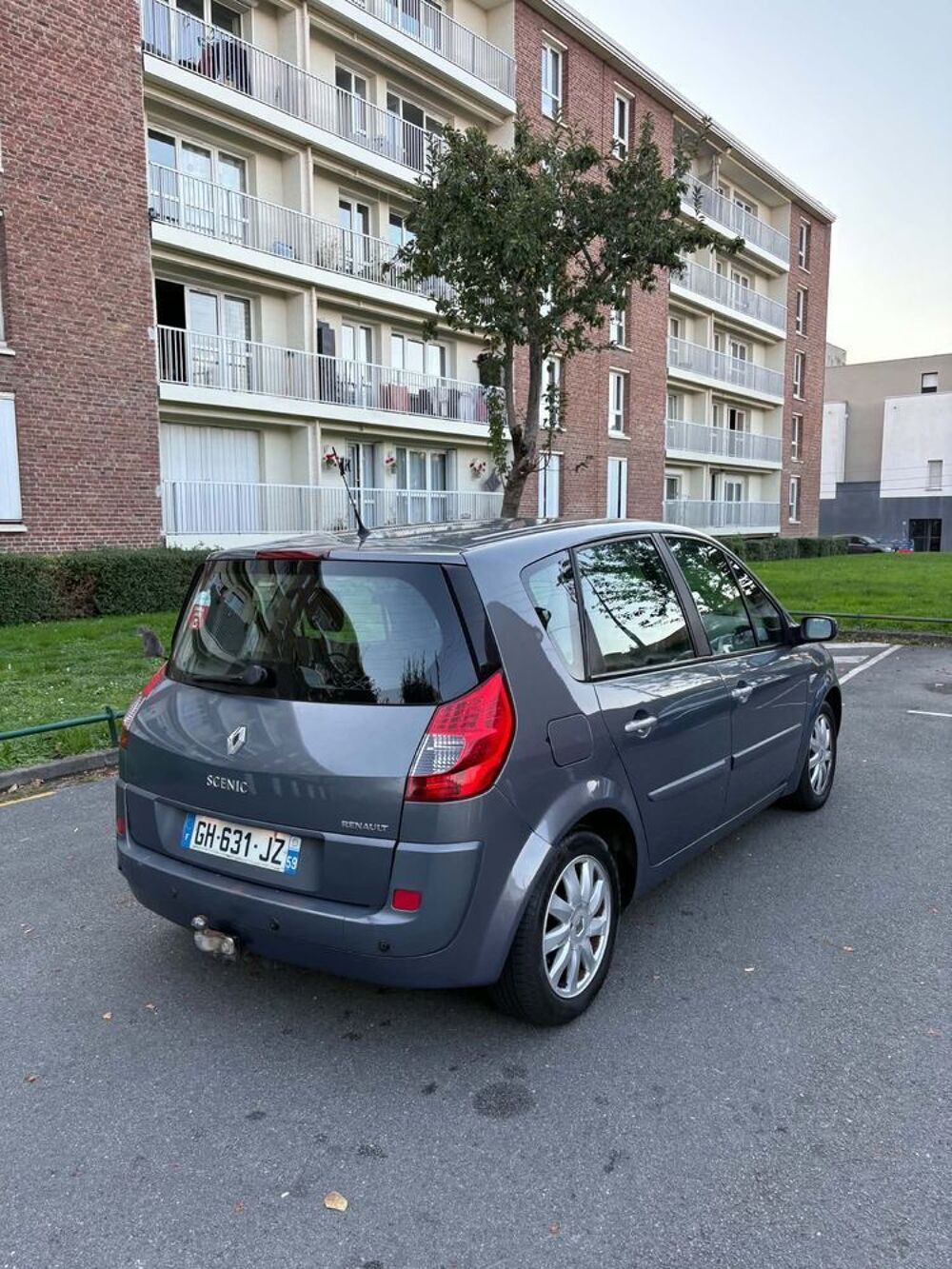 Grand Sc&eacute;nic II Grand Scenic 1.5 dCi 100 Pack Expression 2008 occasion 59000 Lille