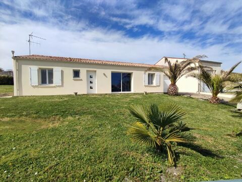   Maison plain-pied 3 chambres + piscine - Terrain 1 500m2  Maison - 5 pi�ce(s) - 108 m�