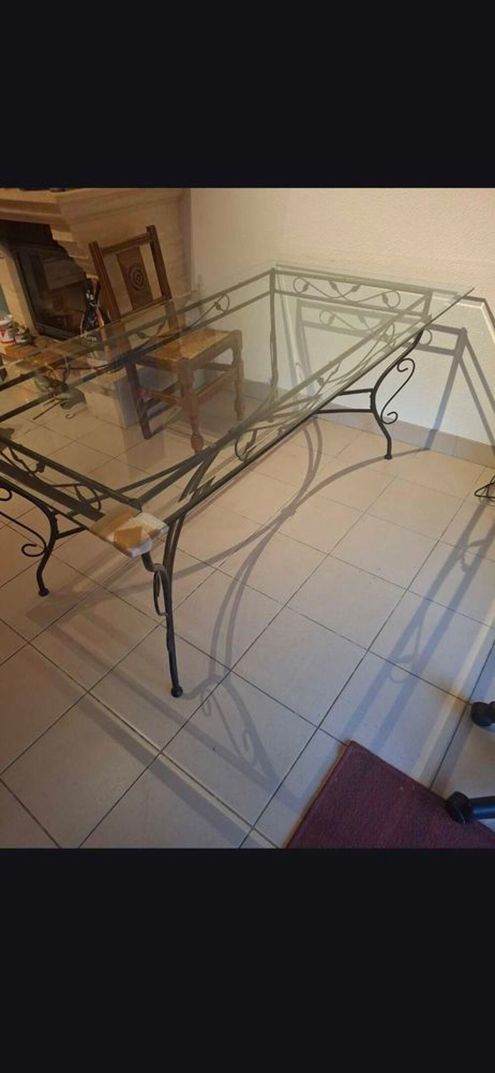 Bureau plateau verre &eacute;pais et sa structure style fer forg&eacute; Meubles