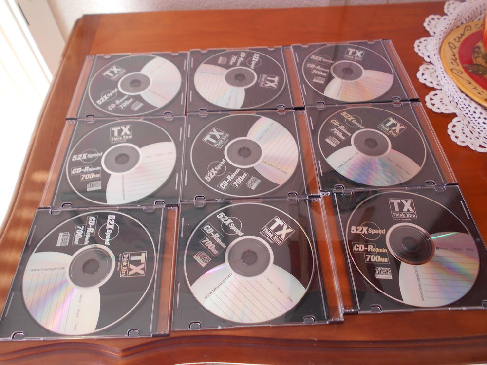 Lot 9 CD vierges &agrave; graver R80min 700MB CD et vinyles