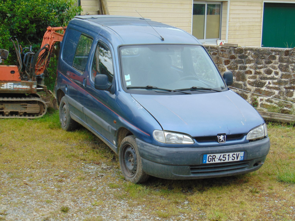 Partner PARTNER FGN 120 L1 1.6 HDI 90 FAP CONFORT 1997 occasion 53100 Parign&eacute;-sur-Braye