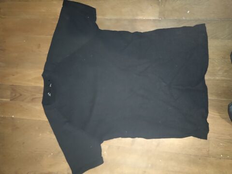 T-shirt noir (Taille S) berskha 3 Brillon-en-Barrois (55)