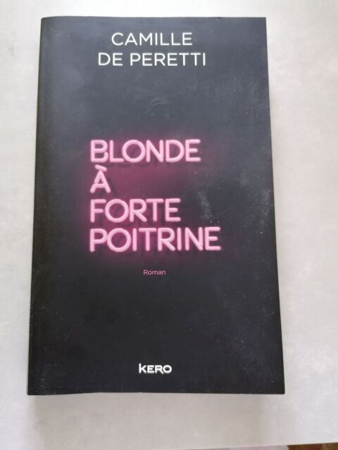 Blonde à forte poitrine Camille de Peretti 5 Jury (57)
