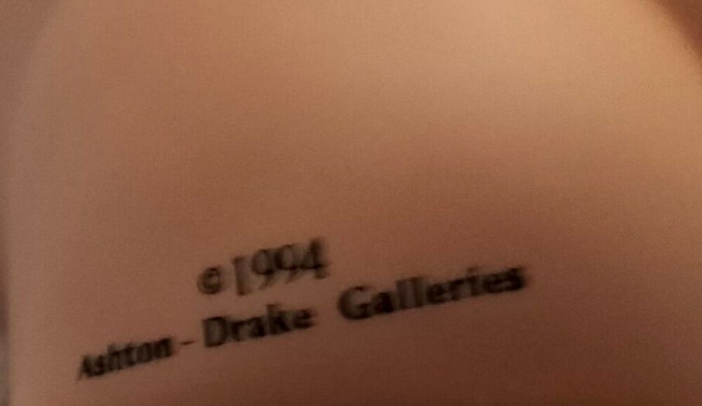 Poup&eacute;es de Collection "THE ASHTON DRAKE GALLERIES ". 