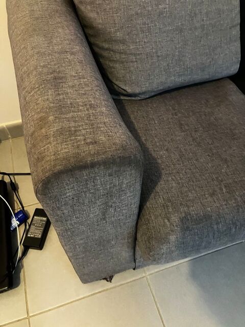 canap� gris convertible 2 places 15 Grenoble (38)