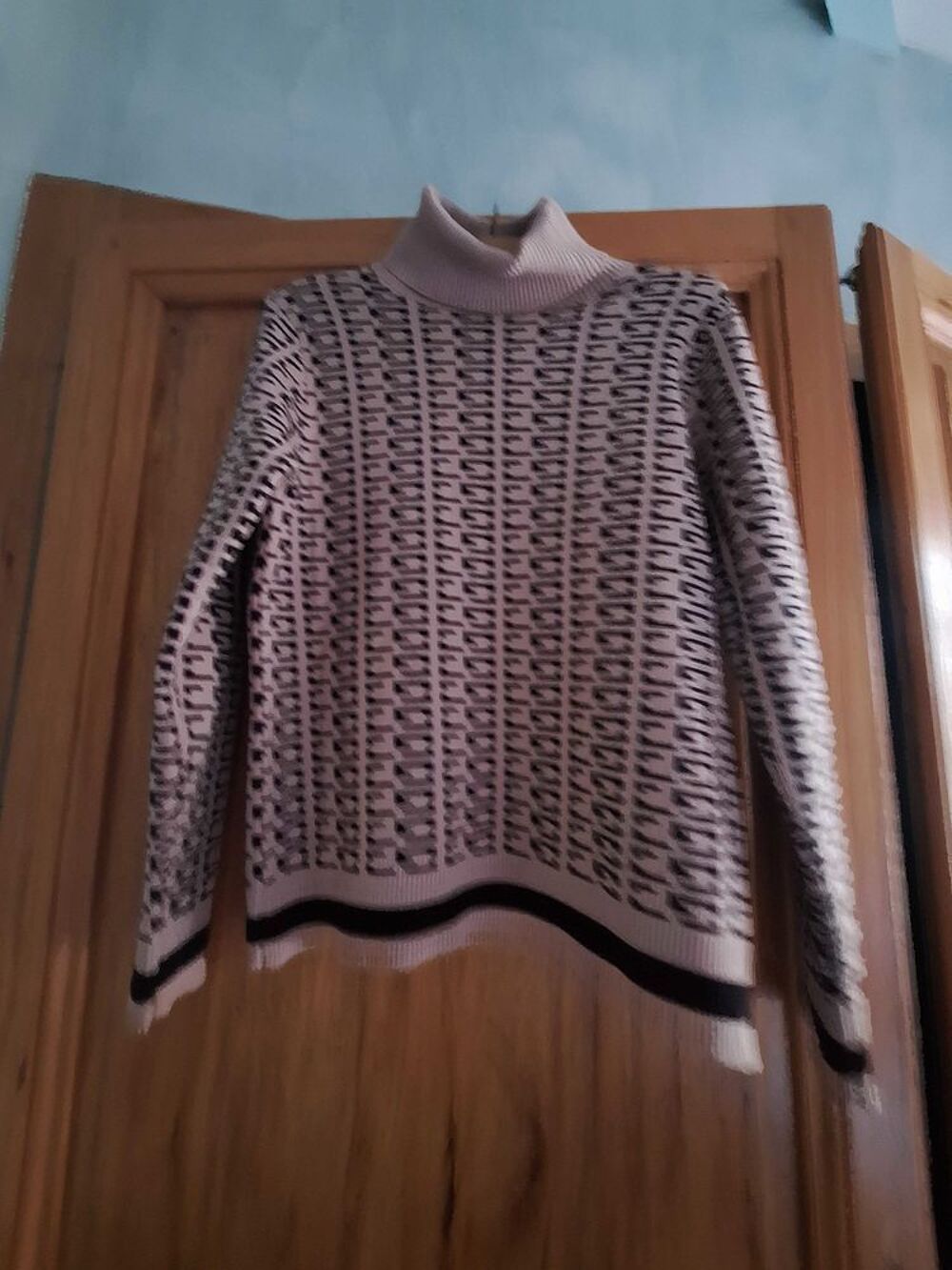 pull col roul&eacute; marque Jovial Vêtements
