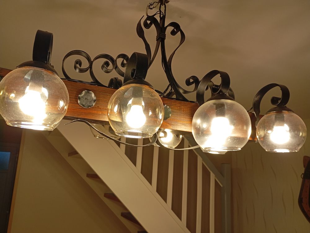 Lustre en Fer Forg&eacute; D�coration
