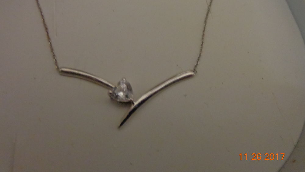 collier en or blanc Bijoux et montres