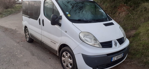 Renault trafic 2.0 D Standard Court (9pl)