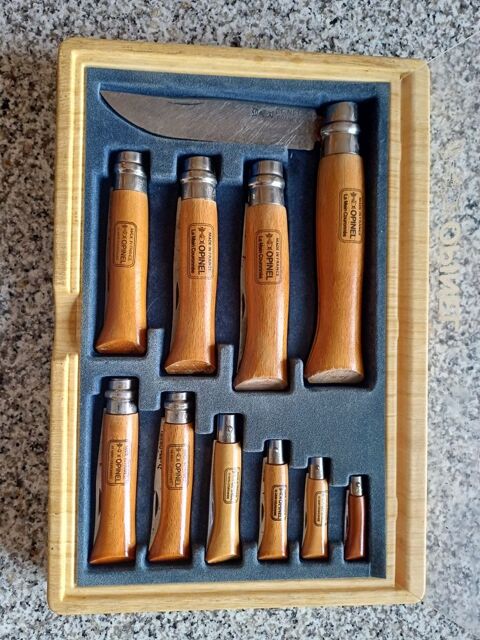coffret de10 couteaux pliants Opinel 65 Figeac (46)