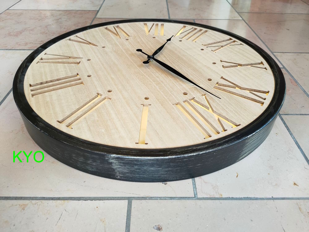 Grande Horloge murale industrielle chiffres romains LED 60cm Décoration