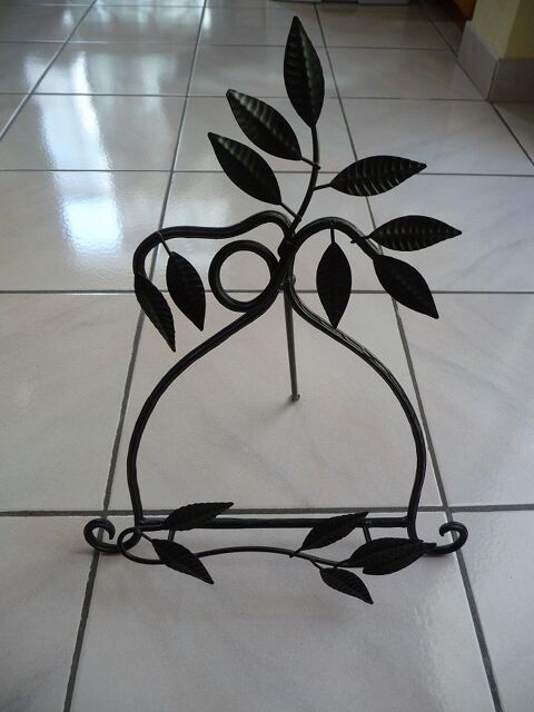 Lutrin � poser en m�tal noir NEUF 18 Celles-sur-Belle (79)