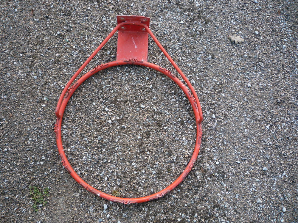 Cerceau panier de basquet
diam&egrave;tre int&eacute;rieur 45cm Sports