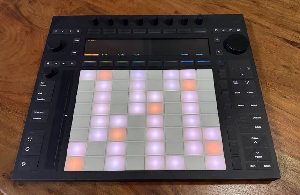 Ableton push 3 autonome Instruments de musique