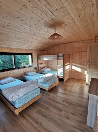  Chalet � vendre 8 pi�ces 166 m�