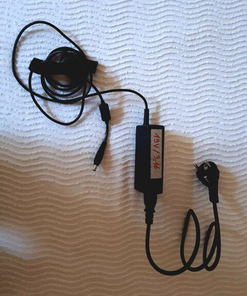 Chargeur lectrique ordinateur portable Samsung 15 Bourg-en-Bresse (01)