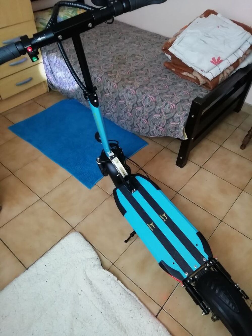 Dolphin 700 Trottinete Electrique Sports