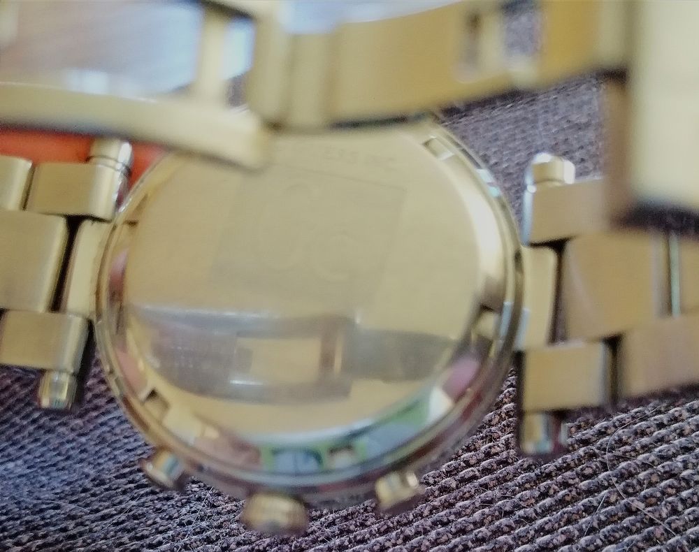 Montre Guess Collection Authentique H/F Bijoux et montres
