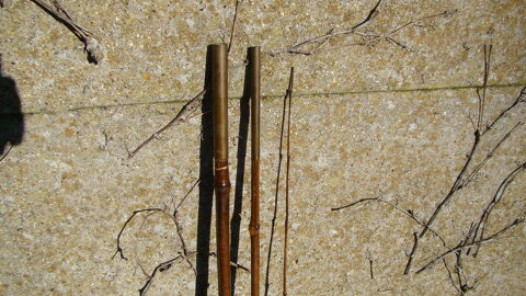 Ancienne canne � p�che en bambou (2,90 m) ann�es 1950 
40 Gargenville (78)