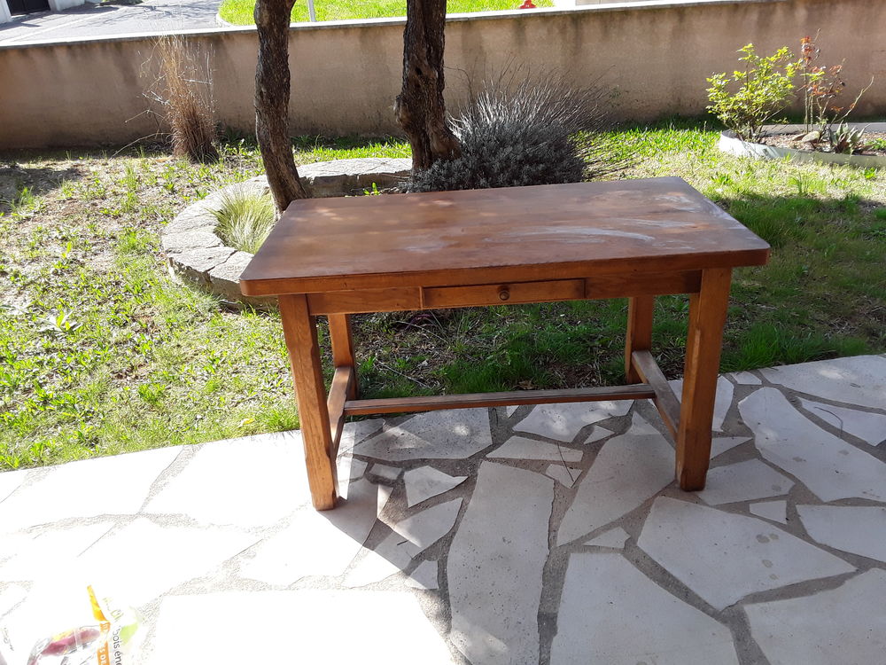Table en ch&ecirc;ne Meubles