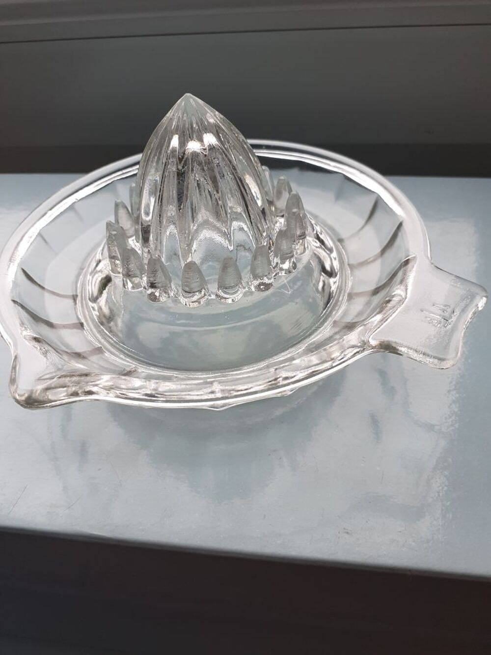 Presse-agrumes en verre vintage Cuisine