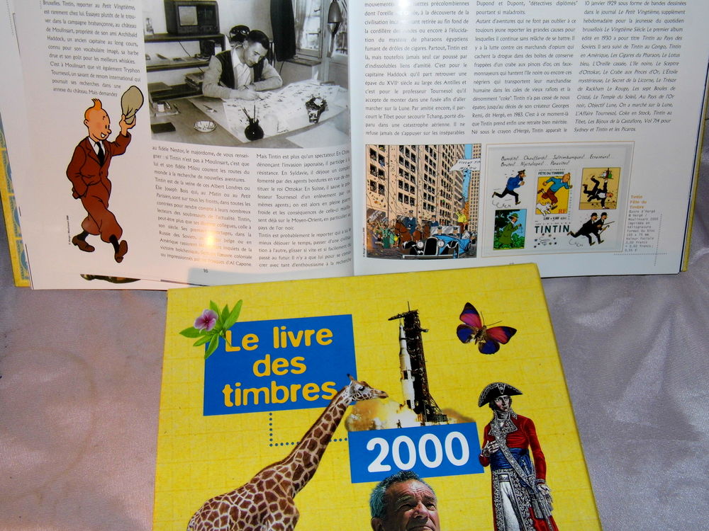 Livre des timbres 2000 Complet avec timbres neufs tintin tabarly philatelie 