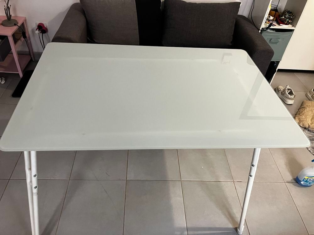 table en verre 4 personnes Meubles