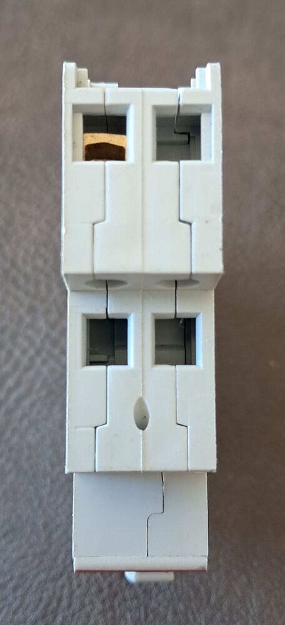 T&eacute;l&eacute;rupteur ABB E251T 250 V Bricolage
