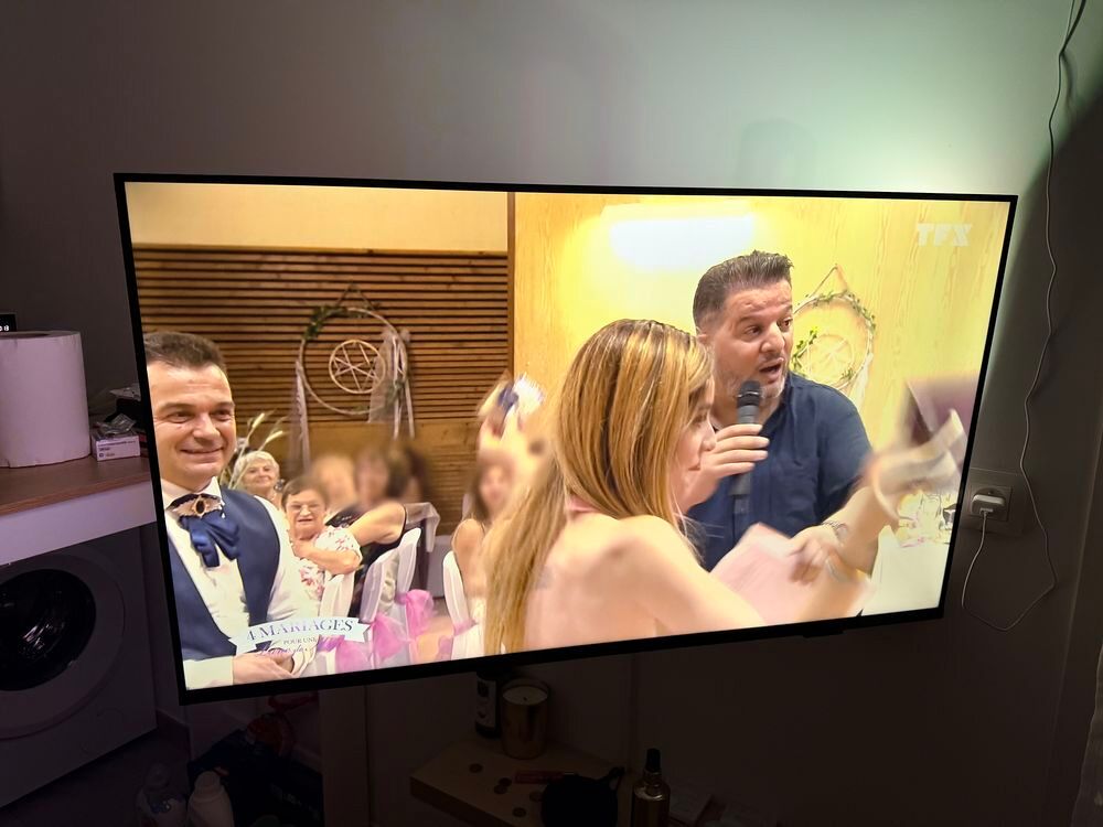 T&eacute;l&eacute;vision Ambilight Philips QLED Photos/Video/TV
