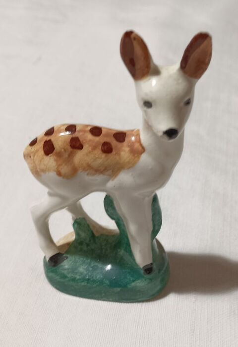 Biche bambi en cramique 9 Chauriat (63)