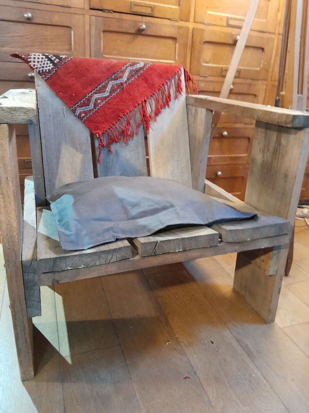 fauteuil en teck ancien de java esprit Rietvel Meubles