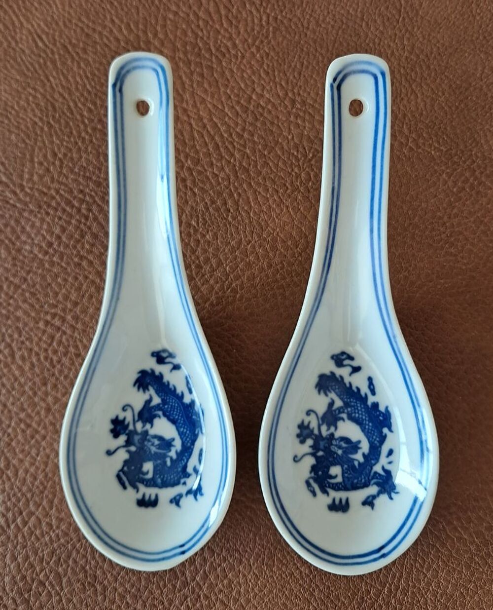 lot de 17 cuill&egrave;re &agrave; soupe chinoise d&eacute;pareill&eacute;es 
Cuisine