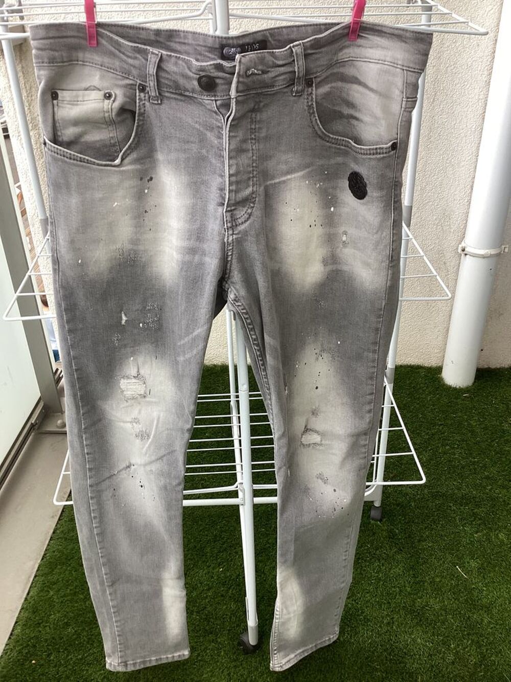 Lot de Jeans et un short homme Vêtements