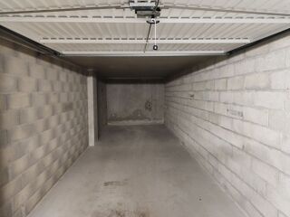  Parking / Garage � vendre 24 m�