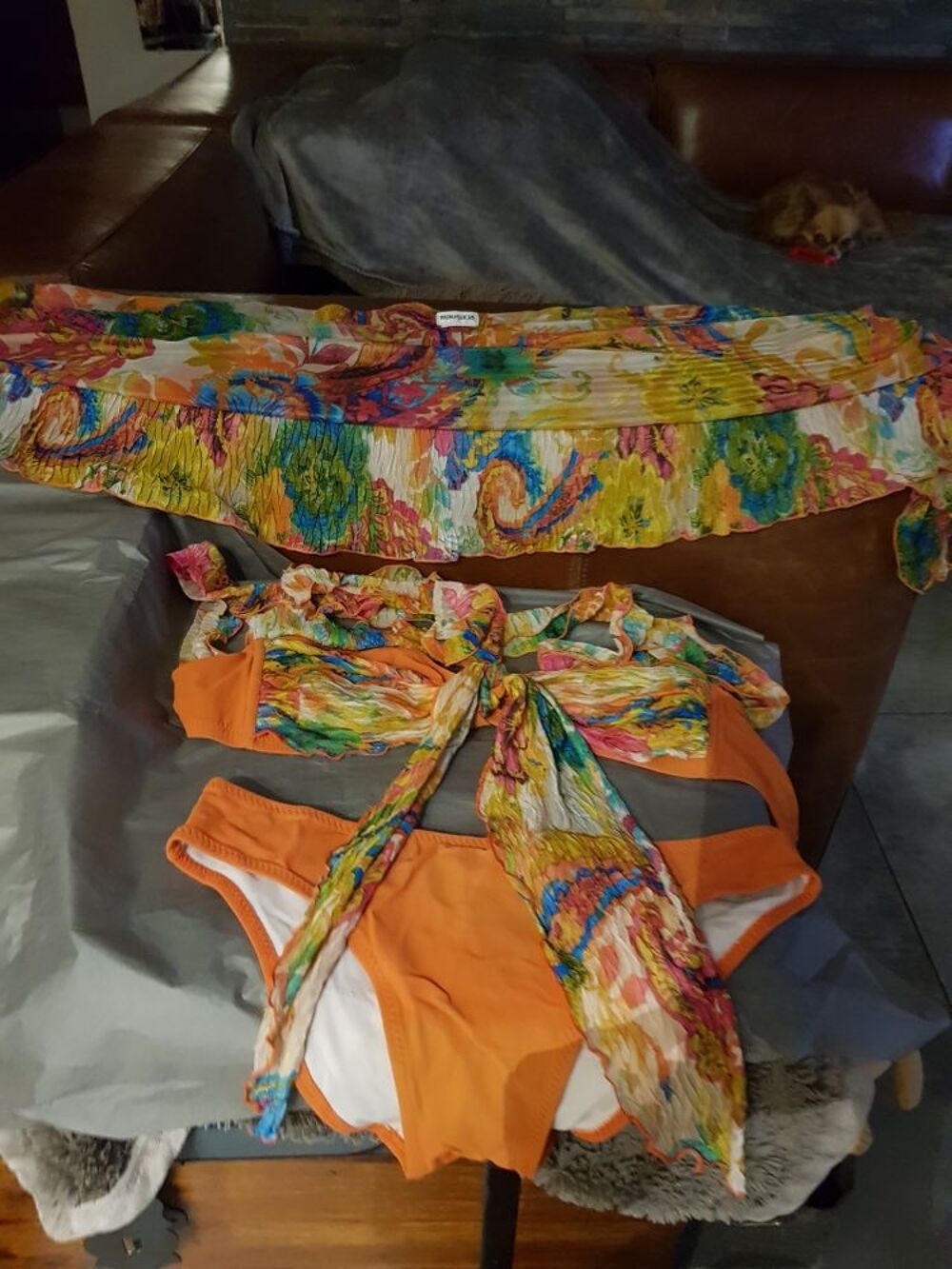 ensemble maillots 3 pi&egrave;ces pain des pice &agrave; venir cherchez Vêtements