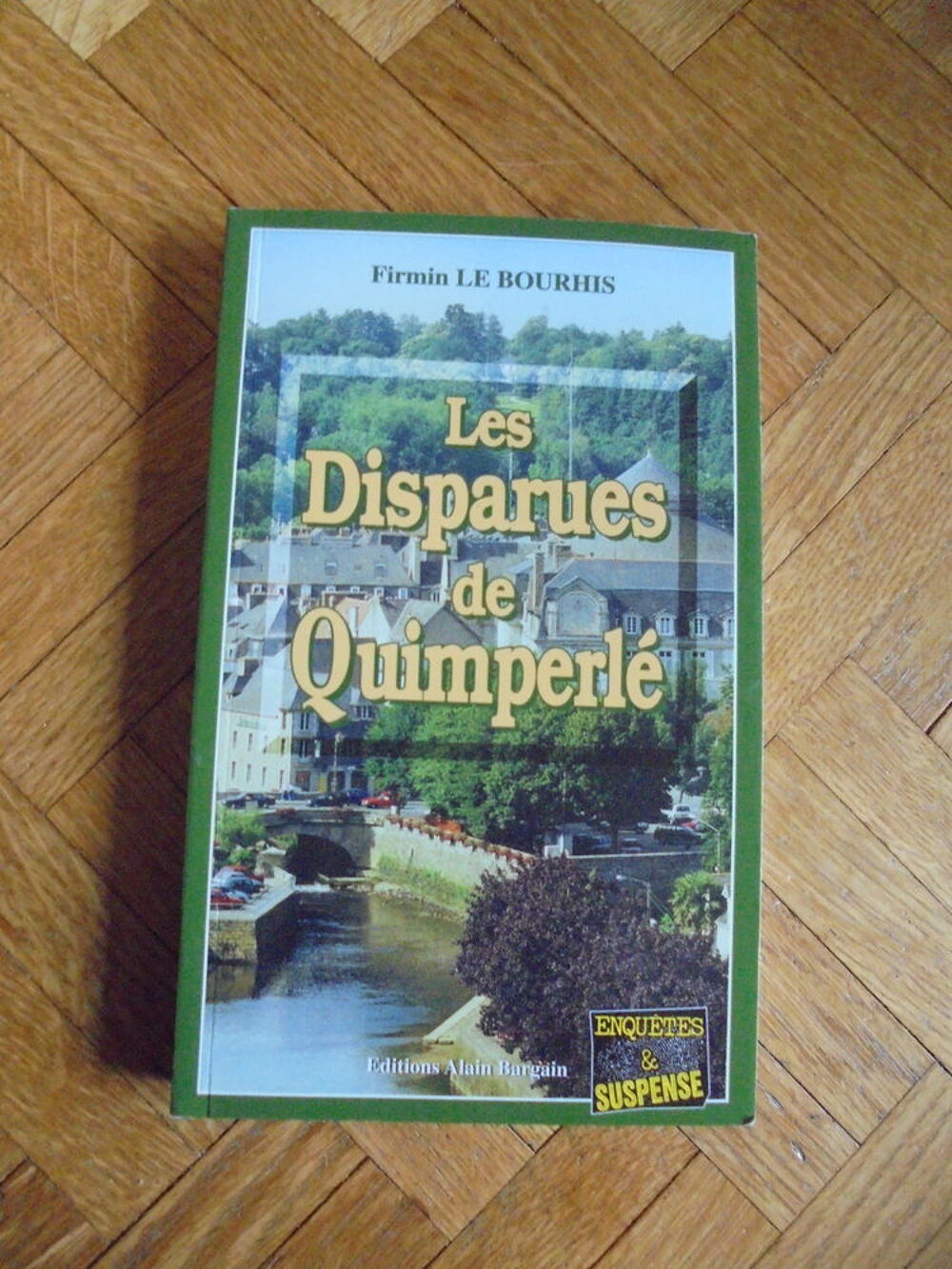 Les disparues de Quimperl&eacute; (96) Livres et BD