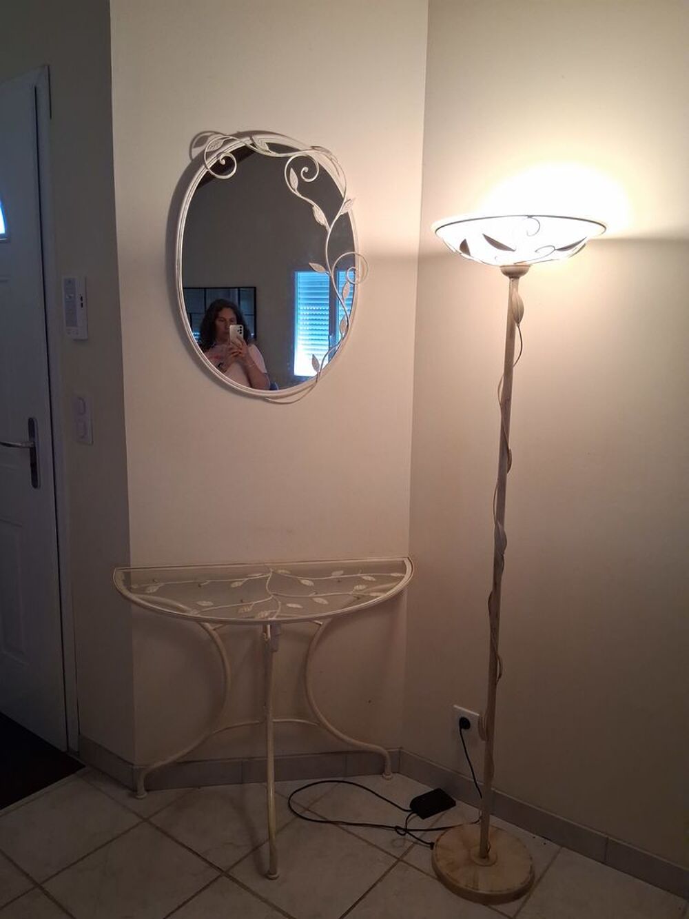Console demi lune, miroir et lampe en fer forg&eacute; Meubles