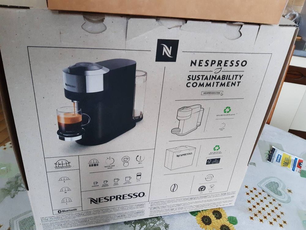 Nespresso Vertuo Next Deluxe Pure Chrome Electroménager