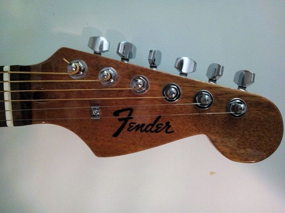 GUITARE FENDER ACOUSTASONIC USA JAZZMASTER -partcaster 650� Instruments de musique