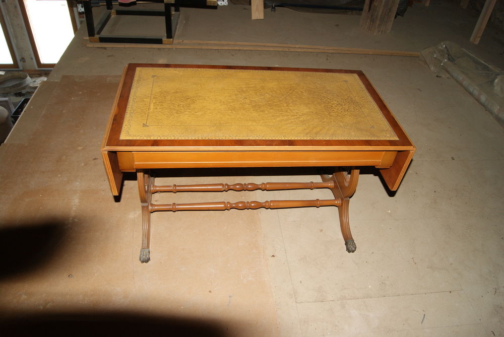 Table salon
Meubles