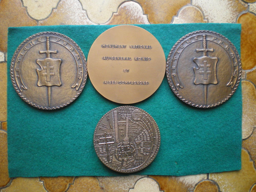 M&eacute;dailles du G&eacute;n&eacute;ral d'Arm&eacute;e Pierre KOENIG. 